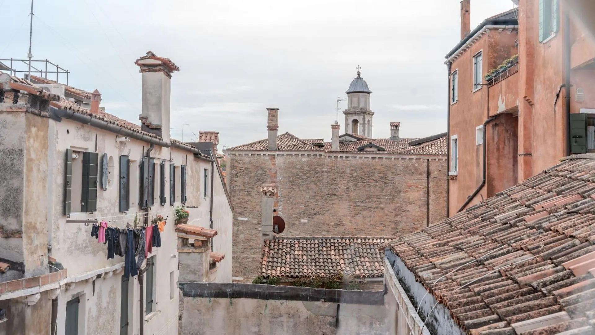 Altana Studio Apartment Venice Italy