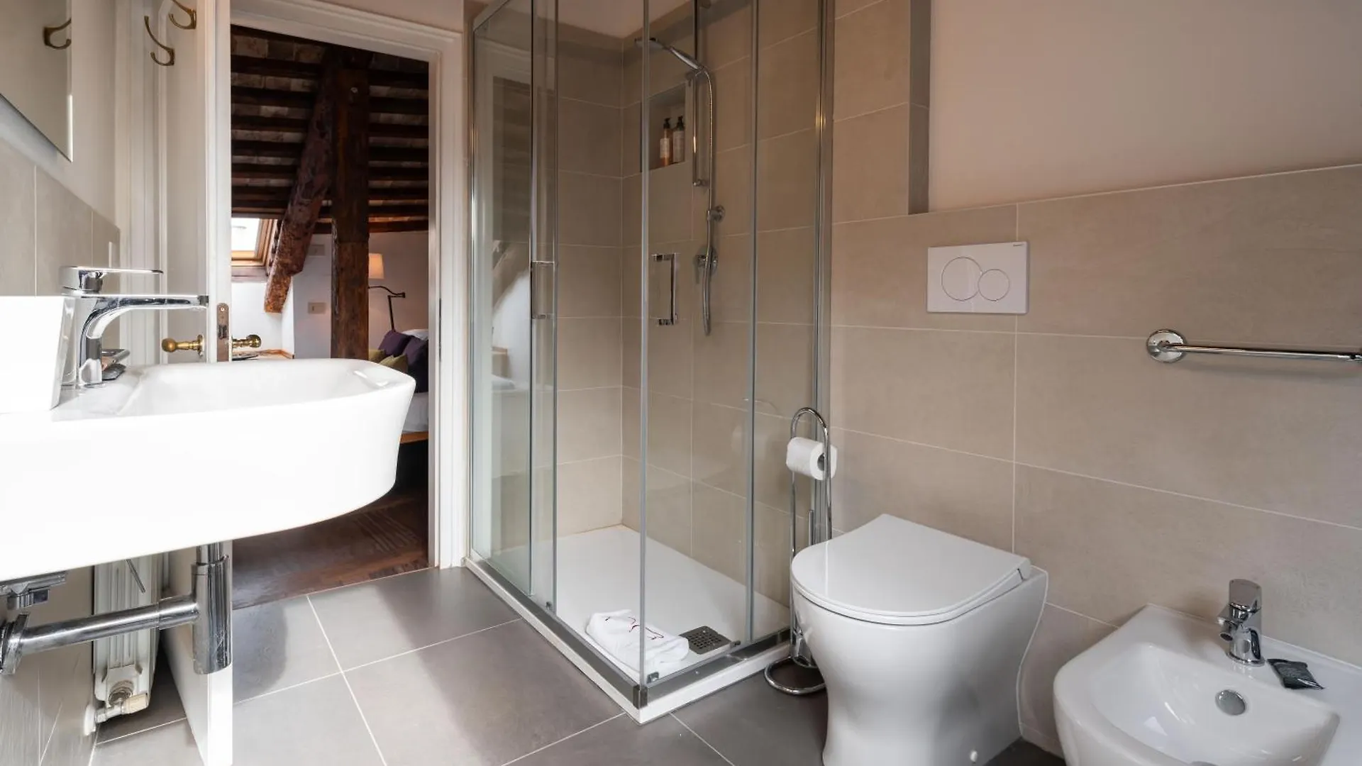 Altana Studio Apartment Venice Italy